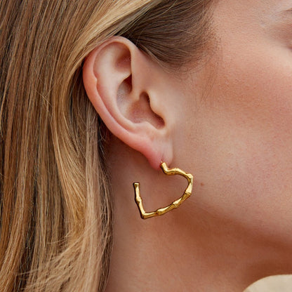 Bamboo Love Heart Earring – FIORENE