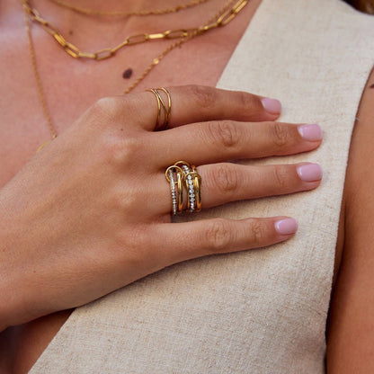 Golden Tiered Link Ring – FIORENE