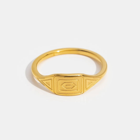 Gilded Linear Engraved Ring – FIORENE
