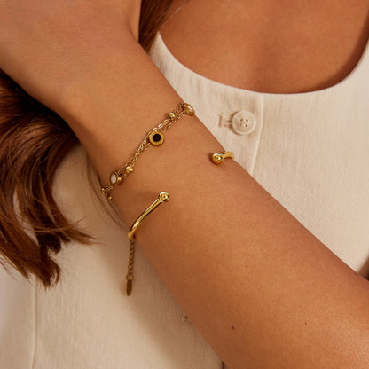 Minimalist Golden Bangle Bracelet – FIORENE