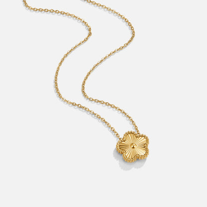 Radiant Golden Clover Necklace – FIORENE