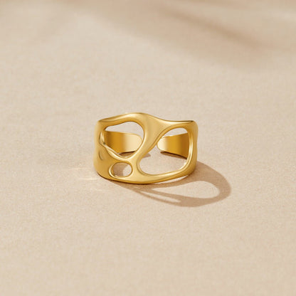 Organic Hollow Abstract Ring – FIORENE