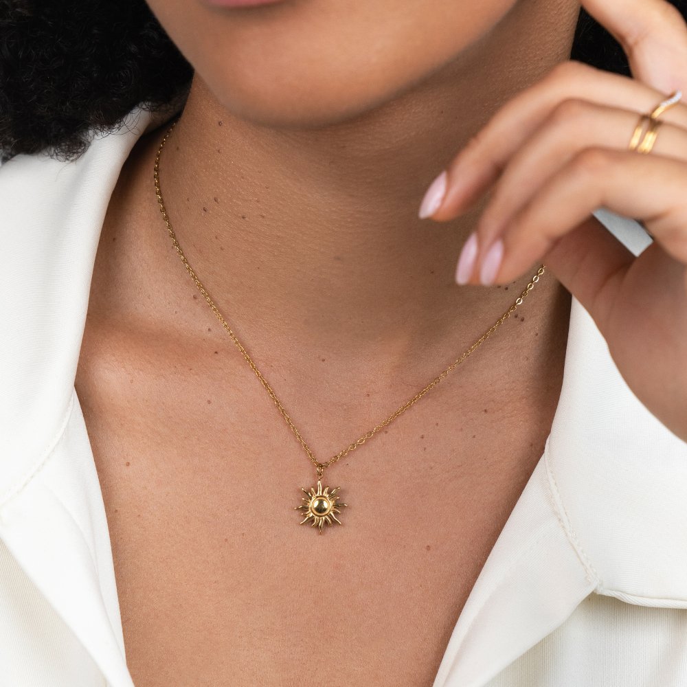 Gilded Sun Necklace – FIORENE