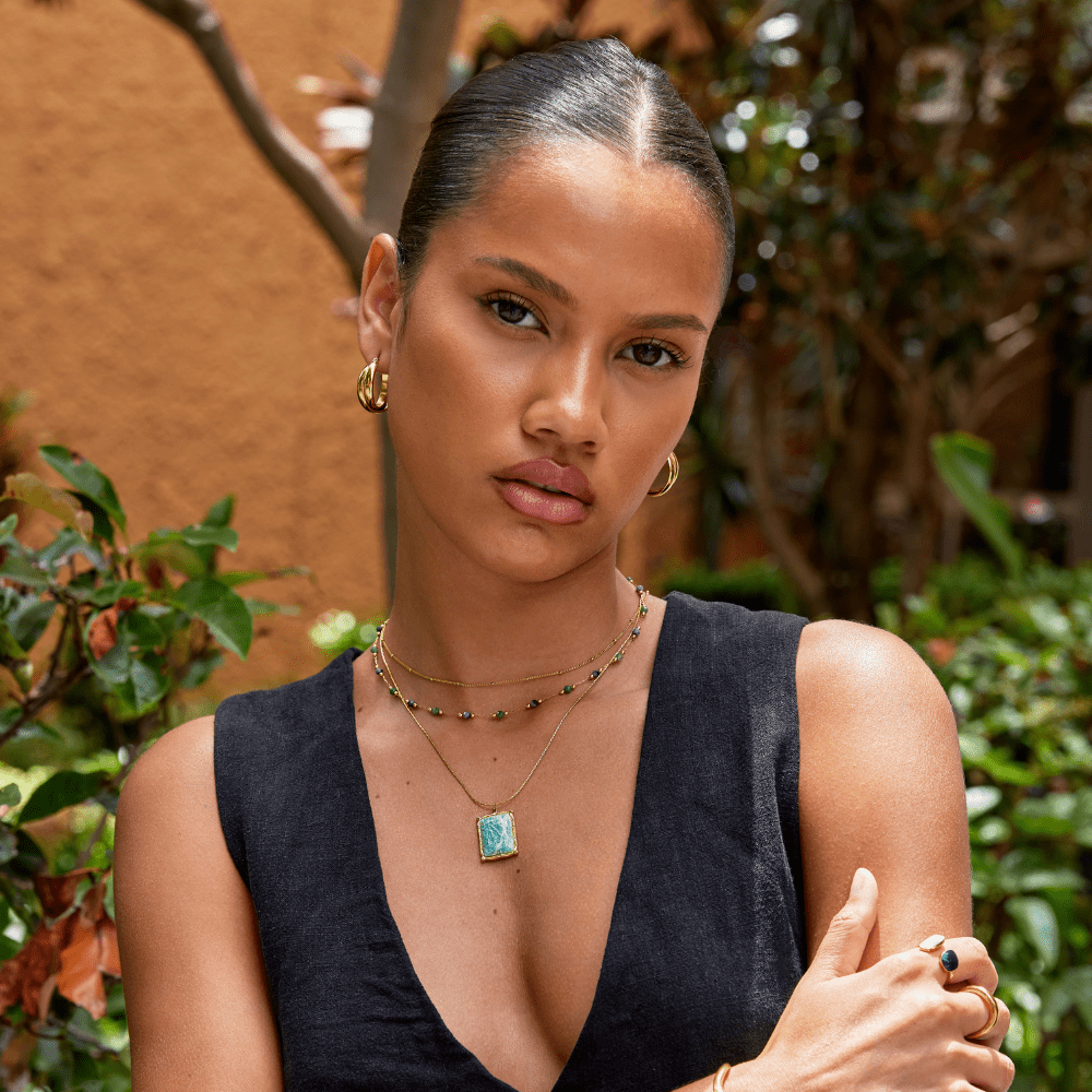 Radiant Azure Stone Necklace – FIORENE