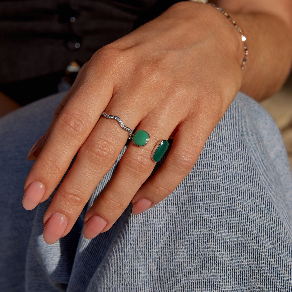 Arctic Duo Emerald Ring – FIORENE