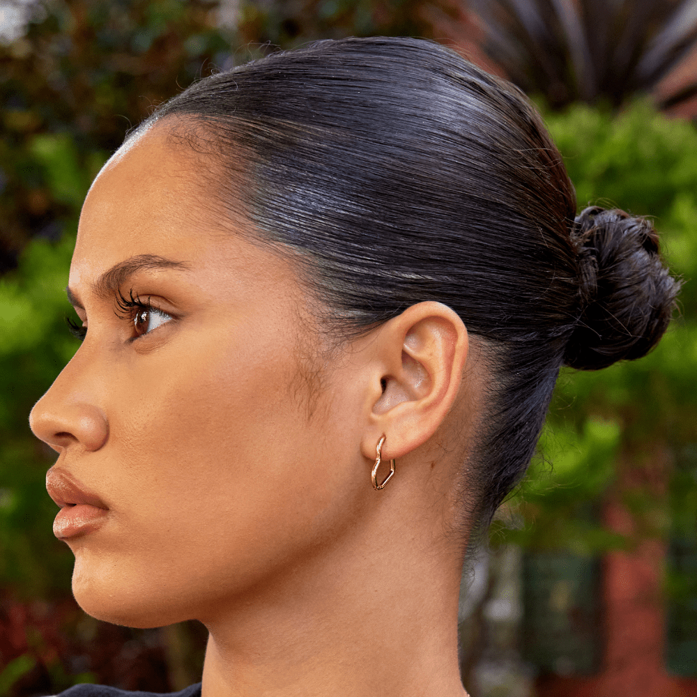 Radiant Gilded Heart Hoop Earrings – FIORENE