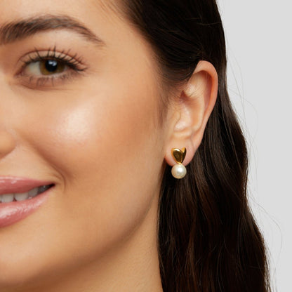 Golden Sculptural Heart Drop Earrings – FIORENE