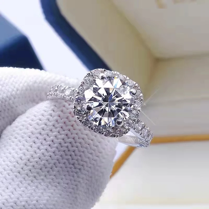 Radiant Square Ring - FIORENE