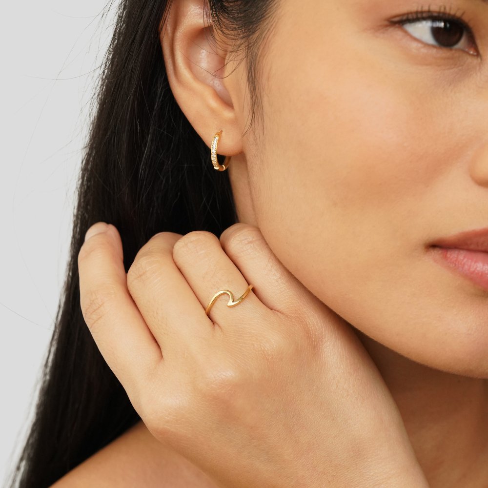 Golden Satin Ripple Ring – FIORENE