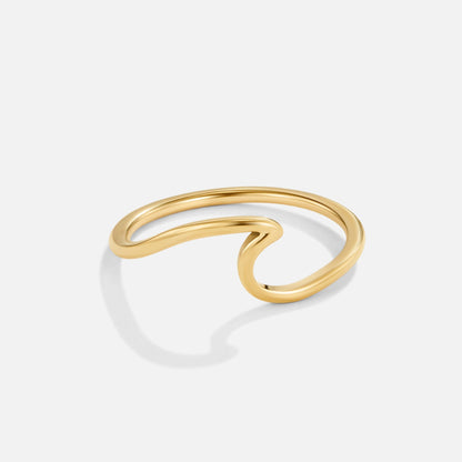 Golden Satin Ripple Ring – FIORENE