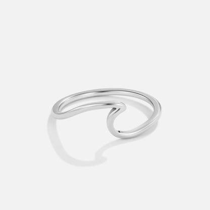 Silver Fluid Contour Ring – FIORENE