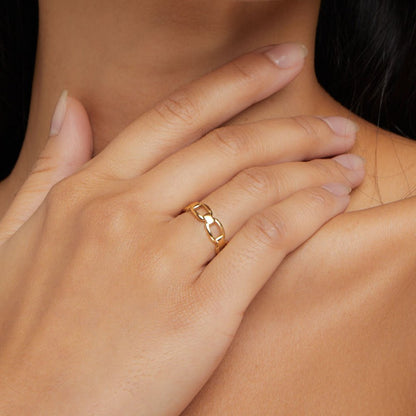 Golden Architectural Link Ring – FIORENE