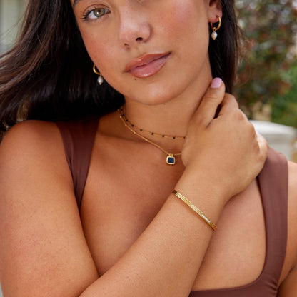 Minimalist Crystal Inlay Bangle – FIORENE