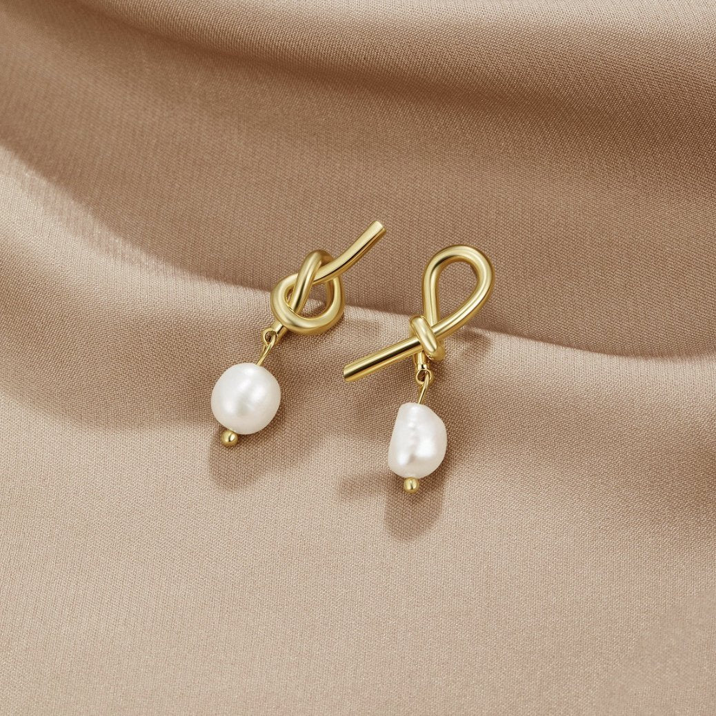 Knot Pearl Earrings – FIORENE