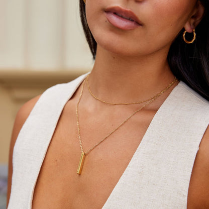 Golden Bar Necklace – FIORENE