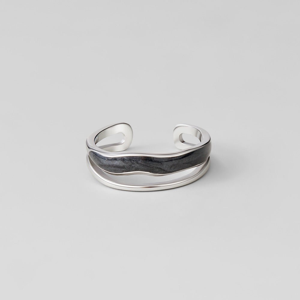 Silver Onyx Wave Ring – FIORENE