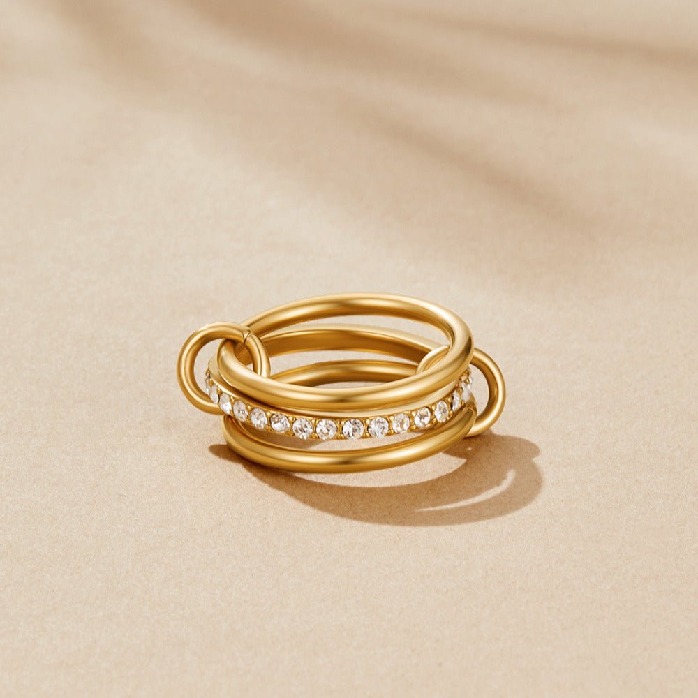 Gilded Triple Ring – FIORENE