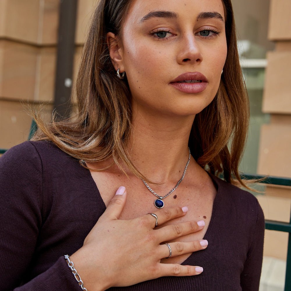 Silver Azure Cabochon Necklace – FIORENE