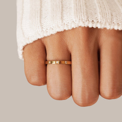 Luminous Petite Geometric Ring – FIORENE