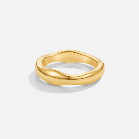 Radiant Wavy Ring – FIORENE