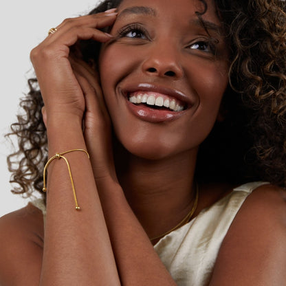 Luminous Golden Sleek Bolo Slider Bracelet – FIORENE