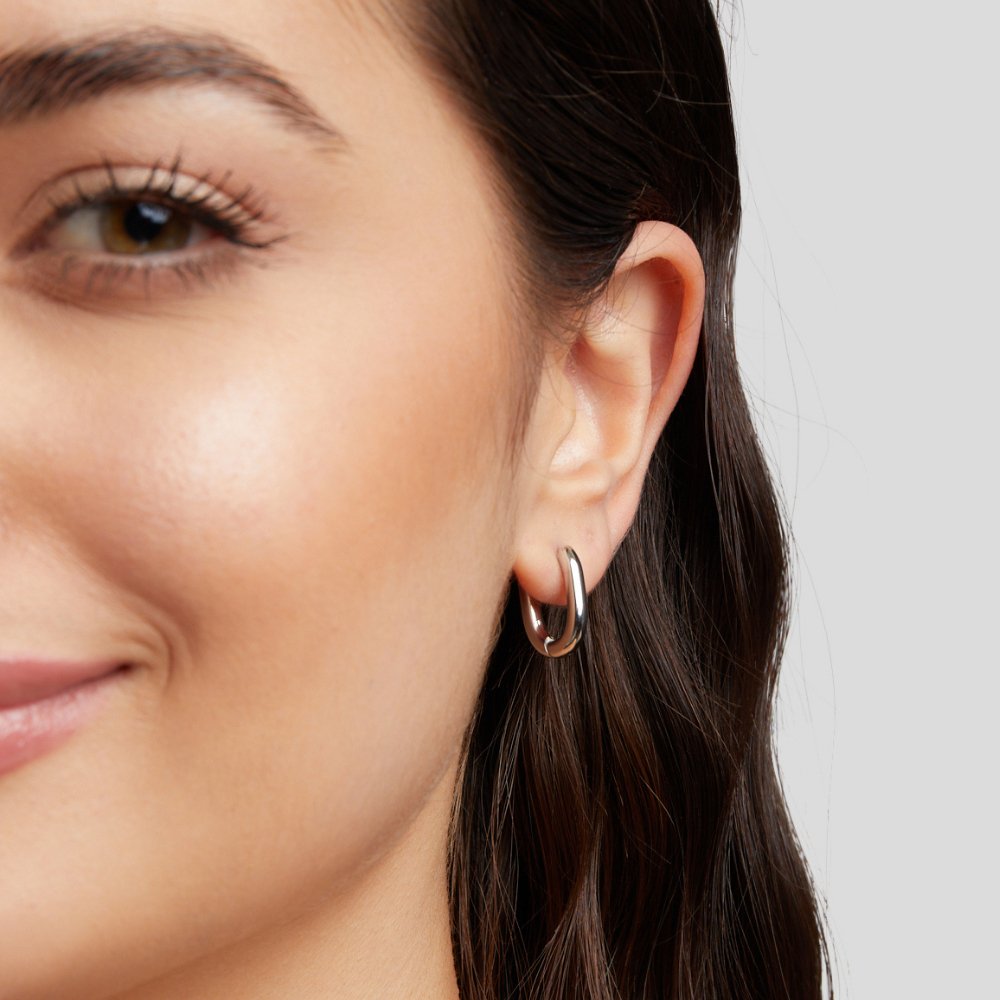Silver Oval Link Hoops – FIORENE