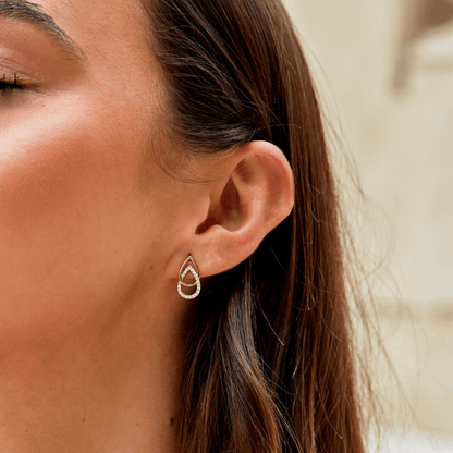 Gilded Crystal Teardrop Link Earrings – FIORENE