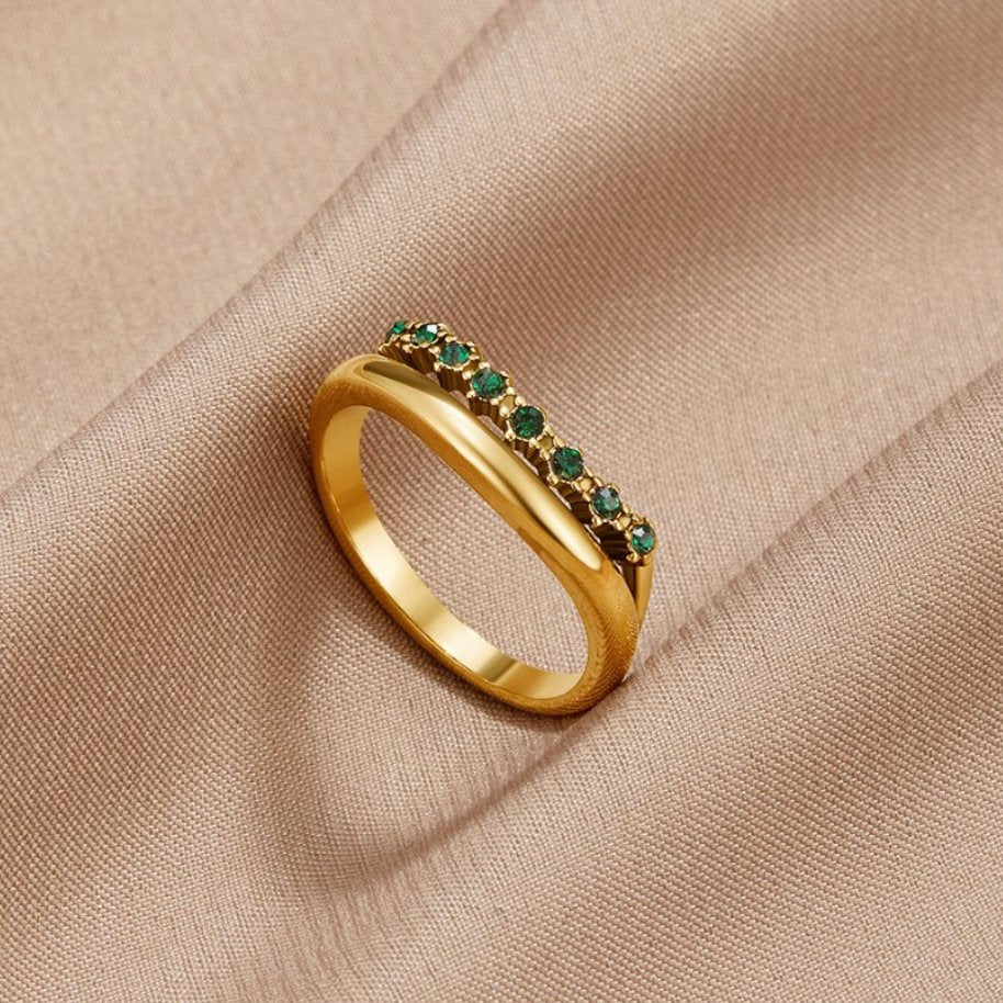 Gilded Polished & Emerald Crystal Ring – FIORENE