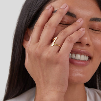 Linear Crystal Peak Ring – FIORENE