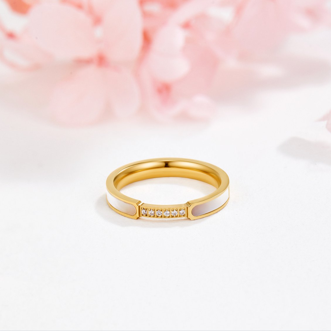 Luminous Golden Lustrous Inlay Eternity Ring – FIORENE