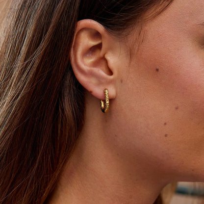 Hammered U-Link Earring – FIORENE