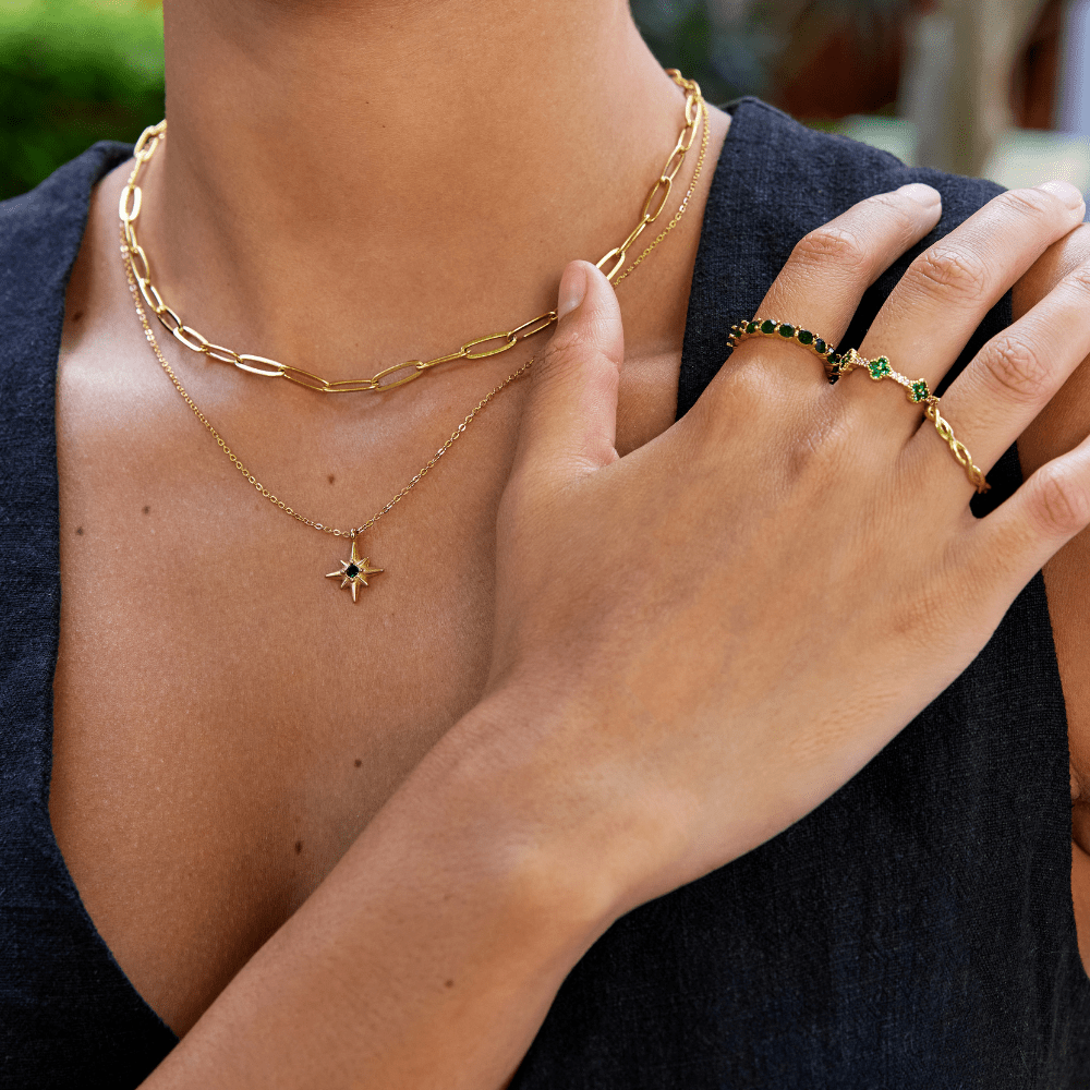 Luminous Golden Elongated Link Collar – FIORENE