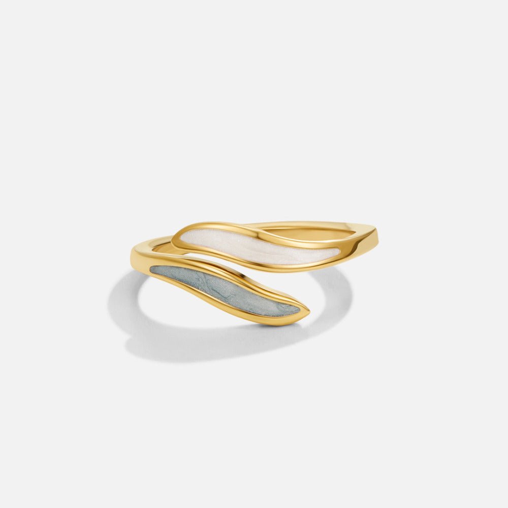 Gilded Frost Petal Ring – FIORENE