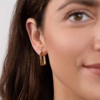 Urban Sleek Column Earring – FIORENE