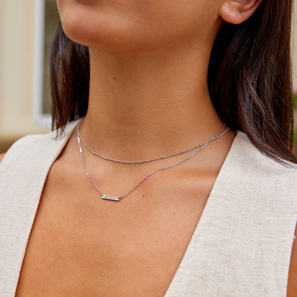 Arctic Minimalist Bar Necklace – FIORENE