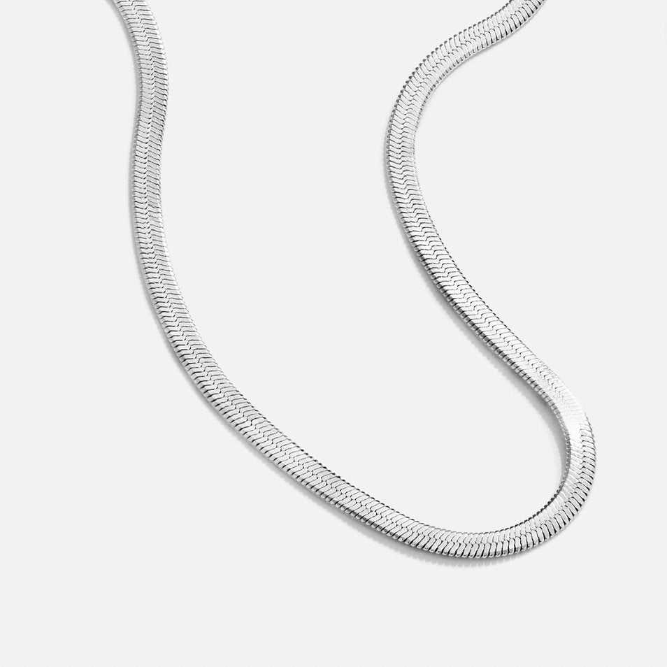 Luminous Silver Liquid Link Necklace – FIORENE
