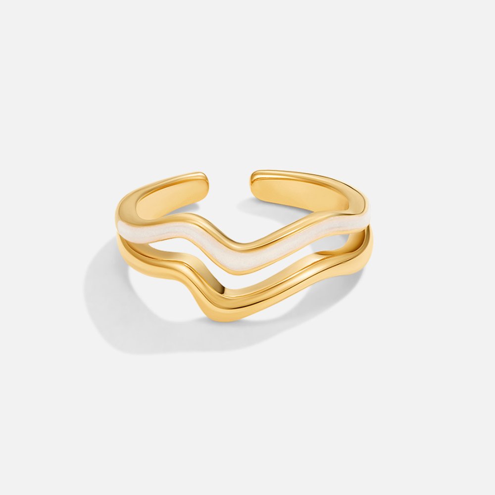 Golden Ripple Ring – FIORENE