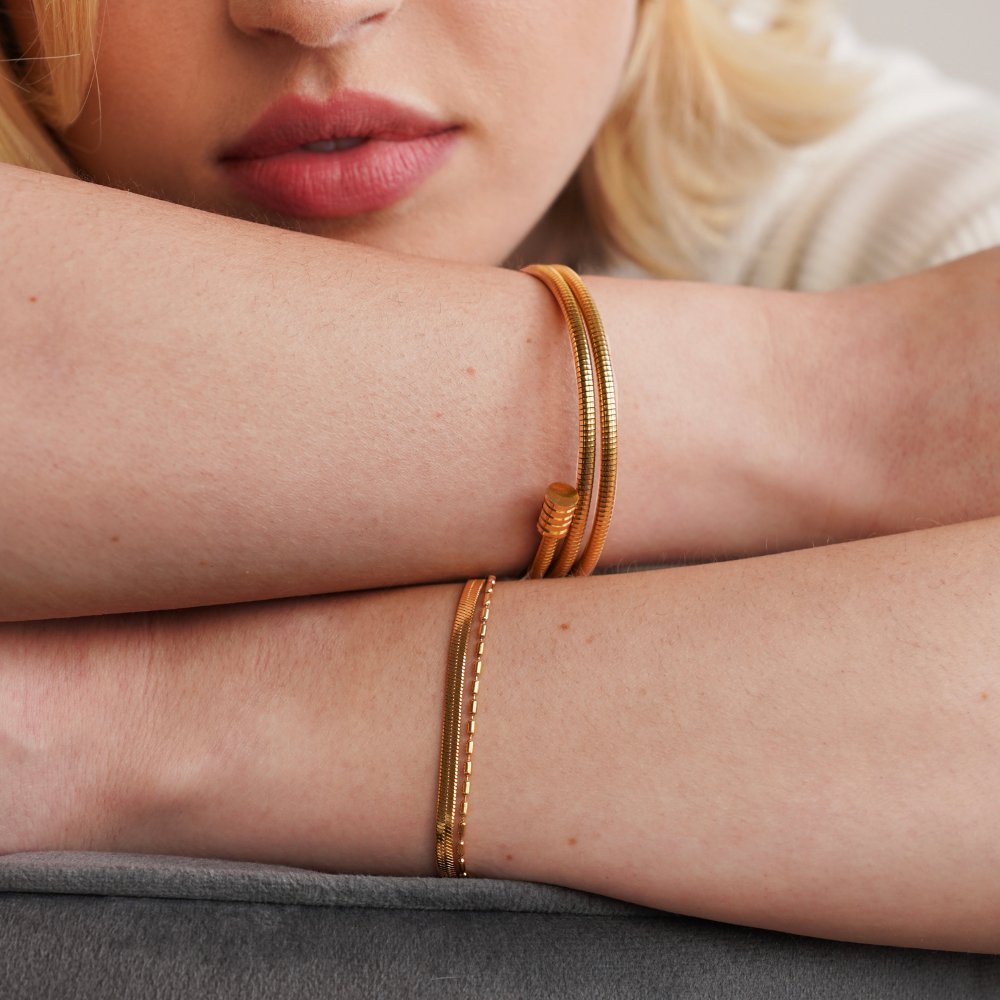 Golden Tiered Ribbon & Bead Bracelet – FIORENE