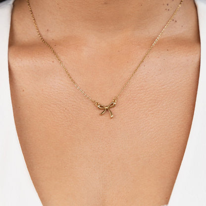 Dainty Knotted Gold Necklace – FIORENE