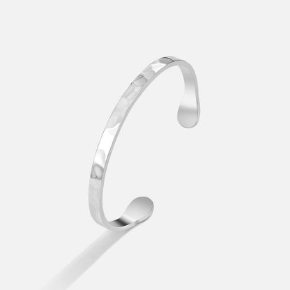 Silver Hammered Glace Bracelet – FIORENE
