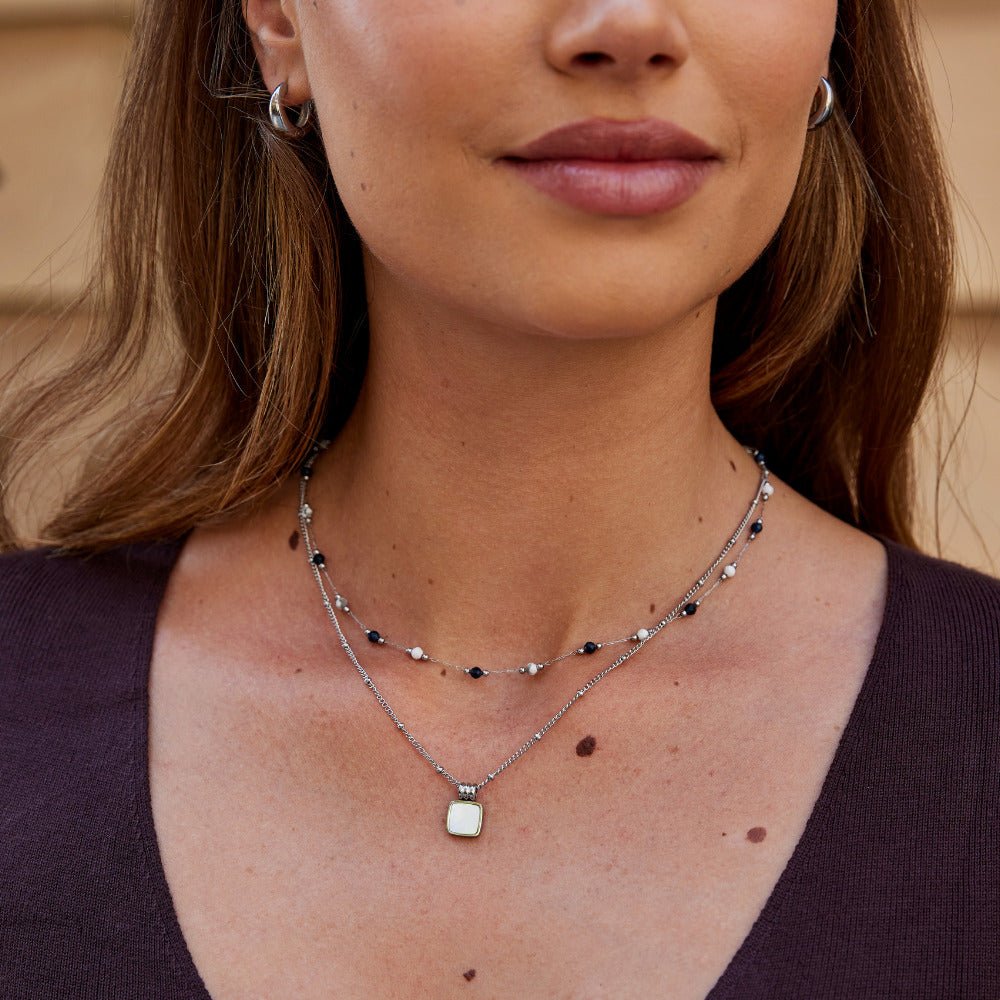 Silver Navy & Pearl Necklace – FIORENE