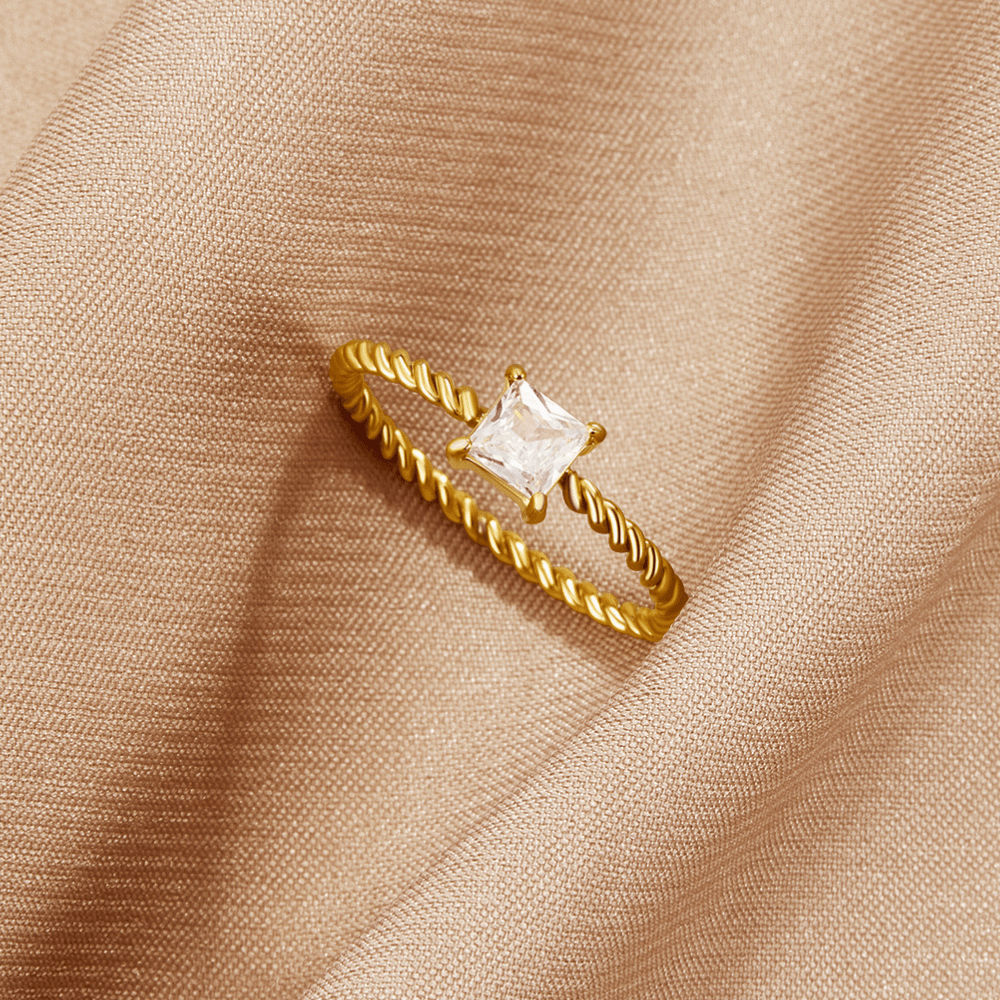 Twisted Princess Ring – FIORENE