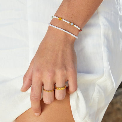 Golden-Clasp Shimmering Nacre Bracelet – FIORENE