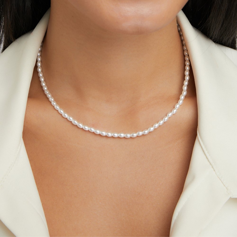 Shimmering Freshwater Pearl Necklace – FIORENE