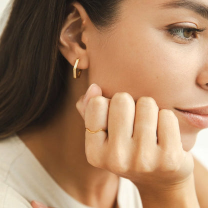 Iconic Golden Rippled Stackable Ring – FIORENE