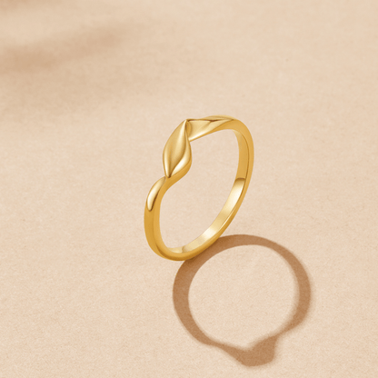 Unity Golden Twist Ring – FIORENE