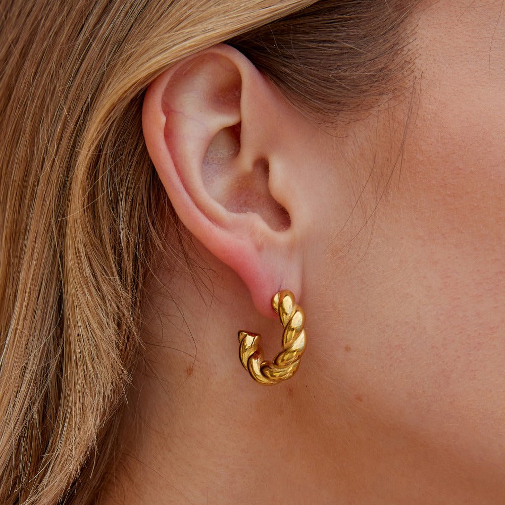 Noble Spiral Flare Earrings – FIORENE