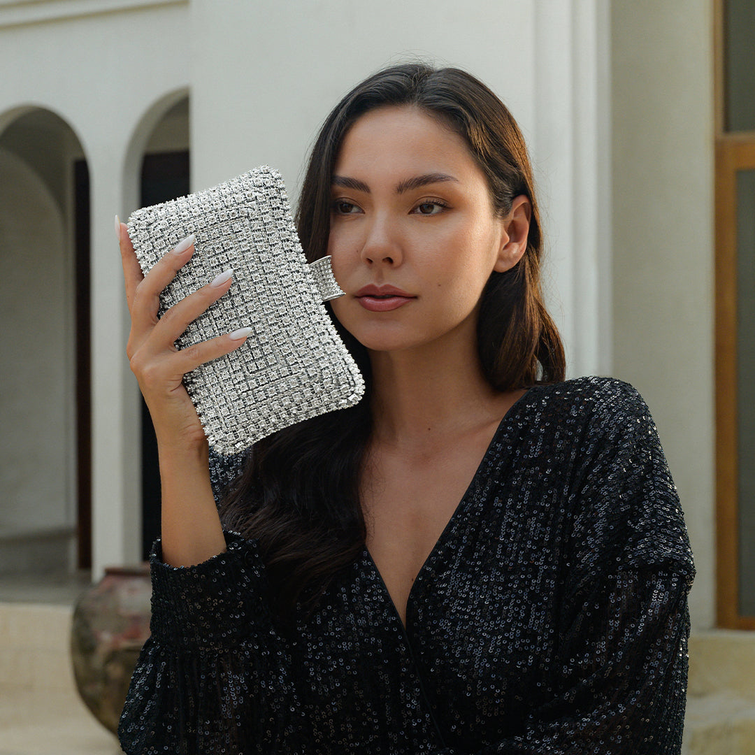 Radiant Crystal Box Clutch – FIORENE