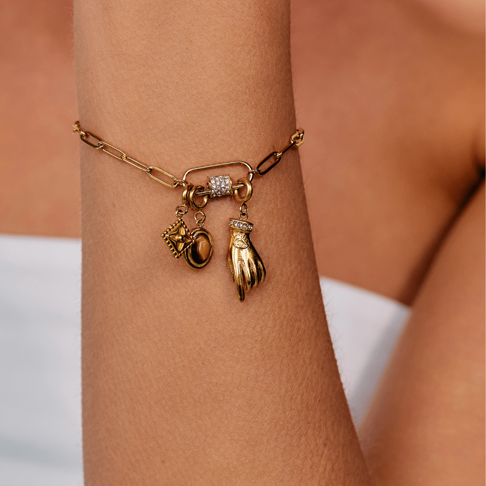 Hamsa Hand Charm – FIORENE