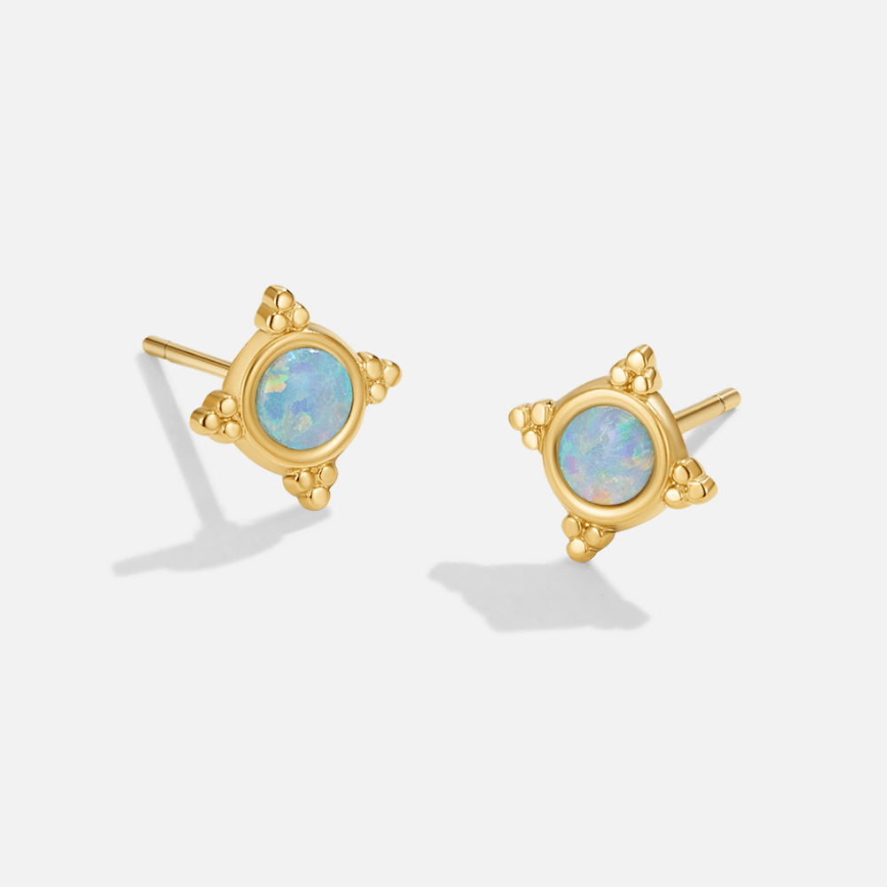 Celestial Nebula Point Earring – FIORENE